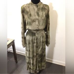 Green Tie-Dye Button-Up Dress